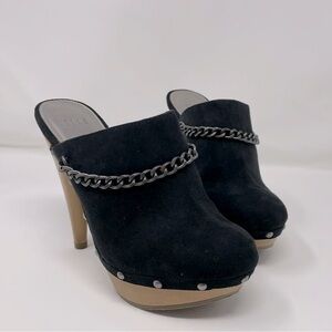 Elle Suede Clogs